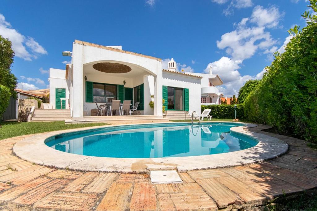 TAC - Vila Tina Vilamoura — photo 1