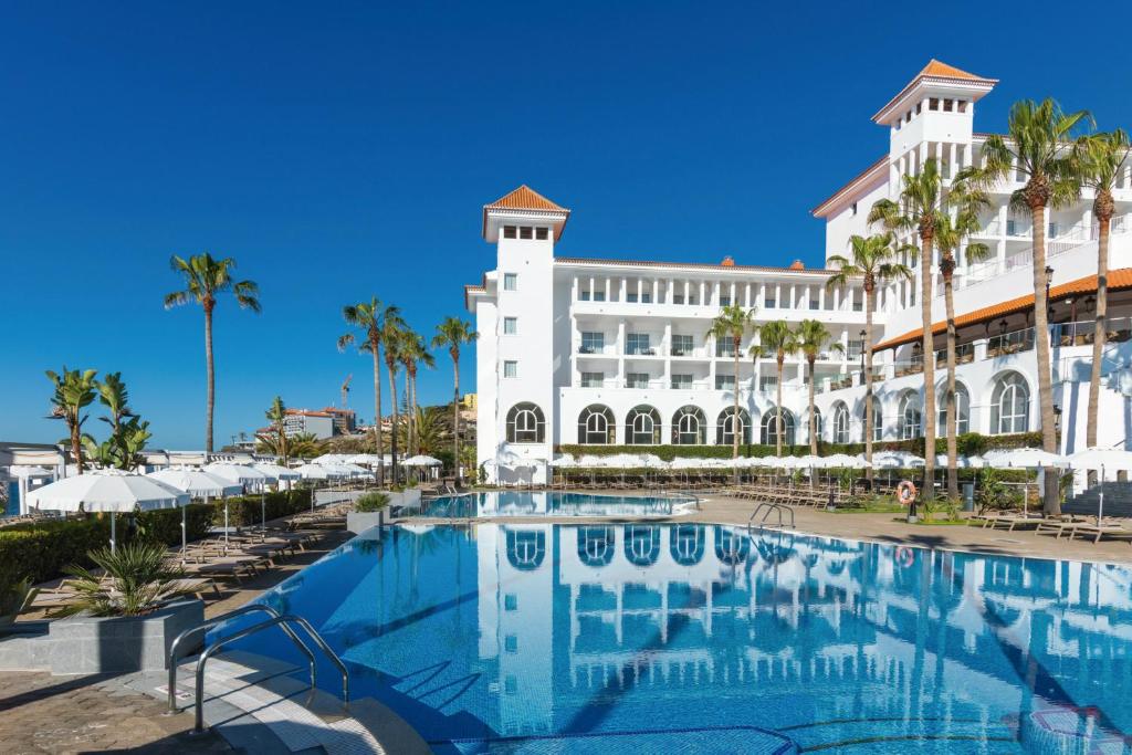 Hotel Riu Madeira - All Inclusive photo 3