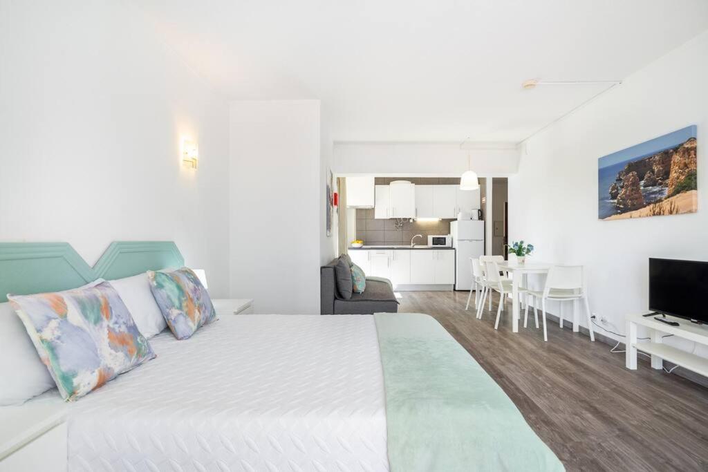 Rocha Beachside Studio by CC 326 photo 2