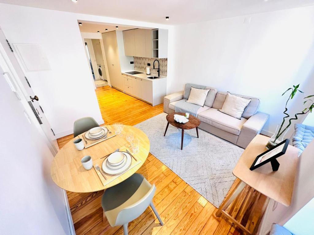 The Estrela House - NO 107 - 2D - Comfort Two-Bedroom Apartment photo 2