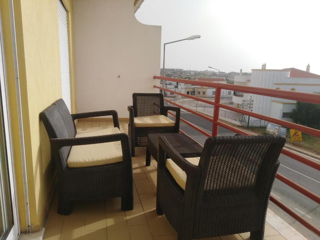Salgados Sea View Apartment — photo 1