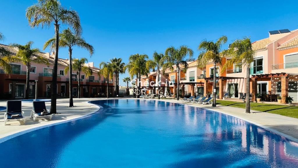 Santa Maria C - Shared Pool - 8 Guests - Albufeira — photo 1