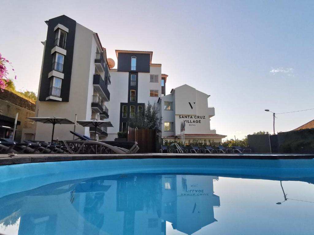 Santa Cruz Village Hotel — photo 1
