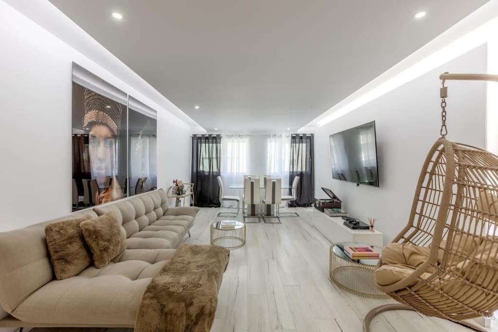 Spacious 3-bedroom condo near Lisbon Airport — photo 1
