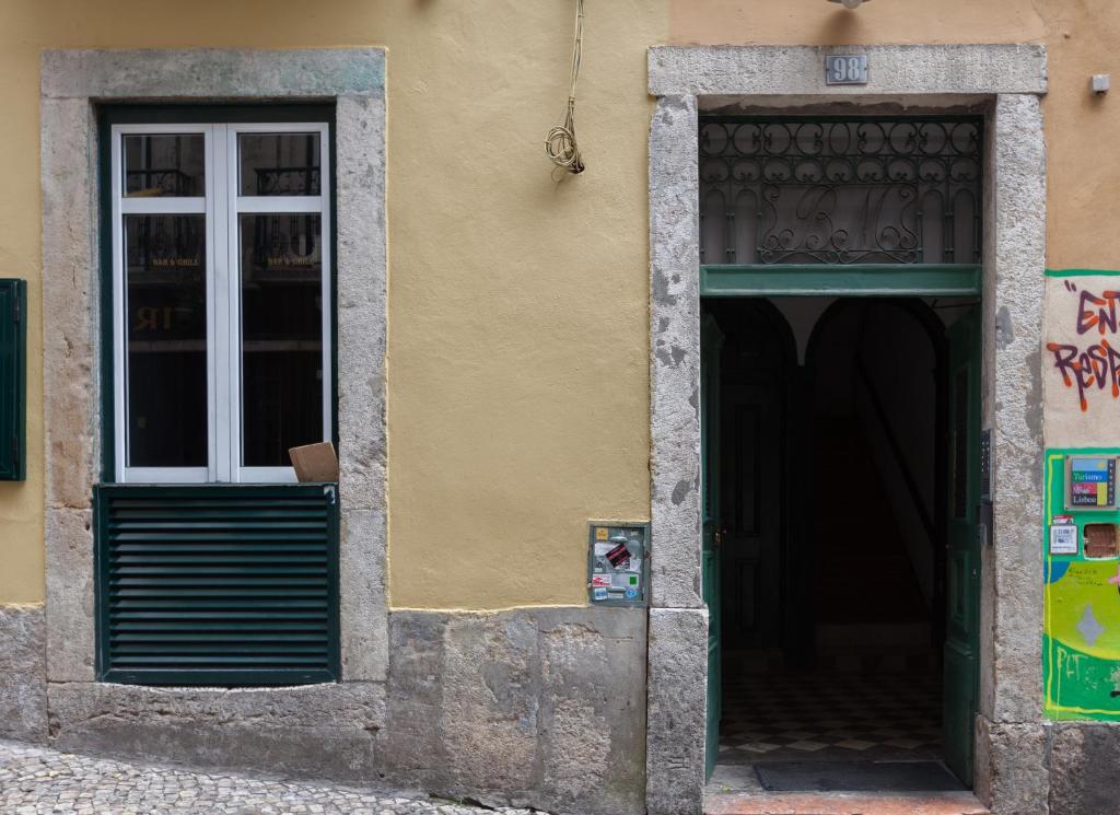 FLH Bairro Alto Bright Flat — photo 1