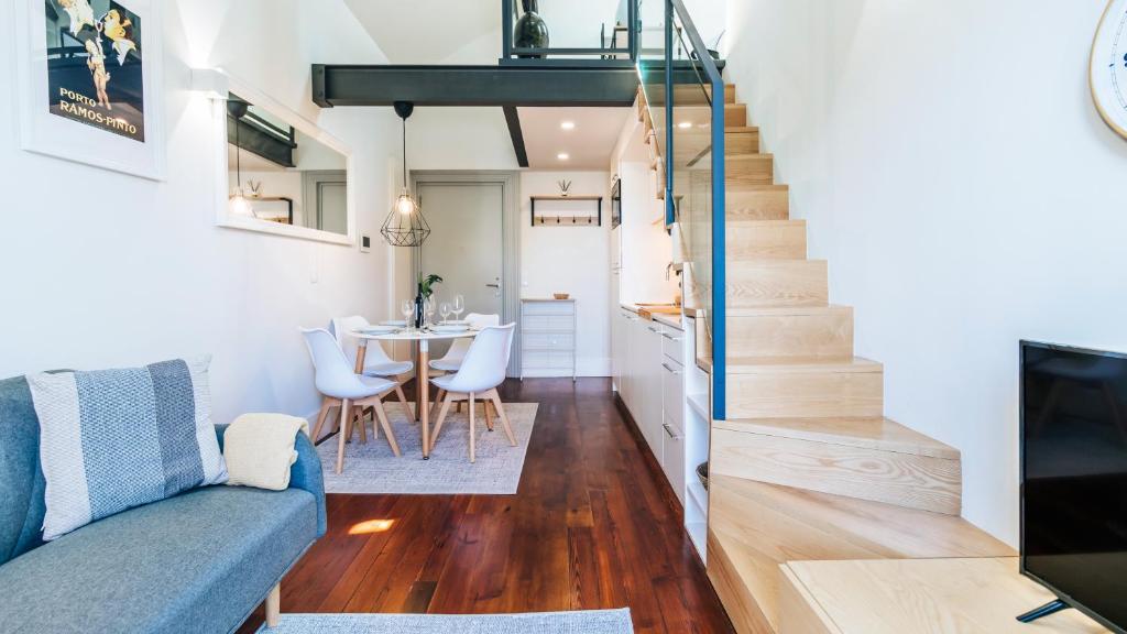 Terrace Pool Apartment Oporto by LovelyStay photo 2
