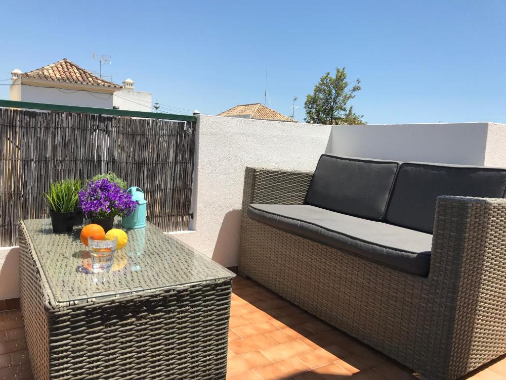 Tavira near the center - two bedroom with balcony — photo 1