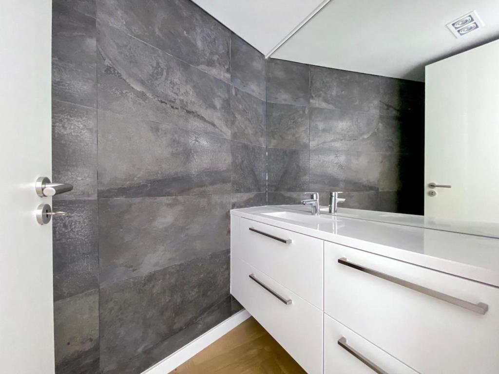 Booking.com: Hotels in Lisbon. Book your hotel now! photo 3