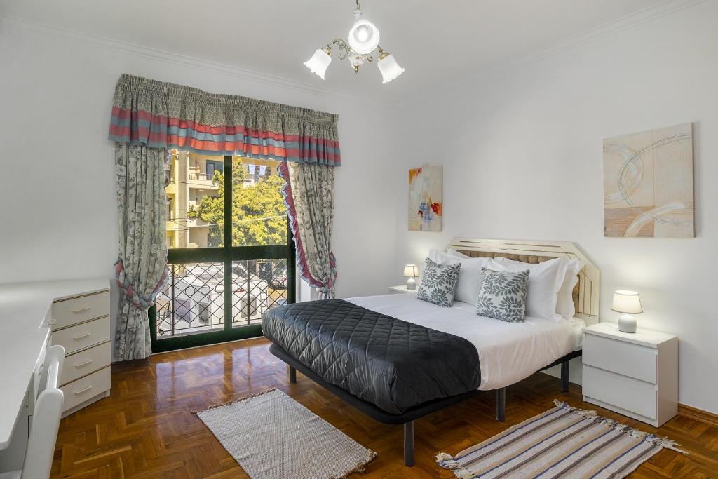 WHome Perfect Family Hideout Residence w/AC & 4BR + 5BA photo 2