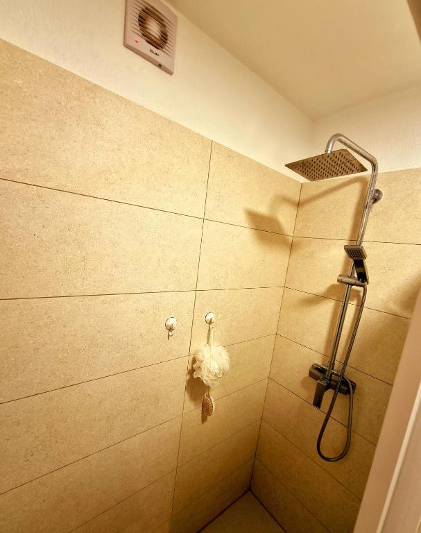 Ribeirinho Apartment - Machico Beach photo 3