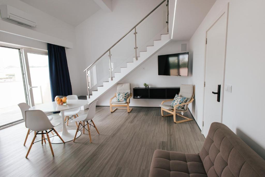Penthouse Seaside Apartment B - Faraway — photo 1