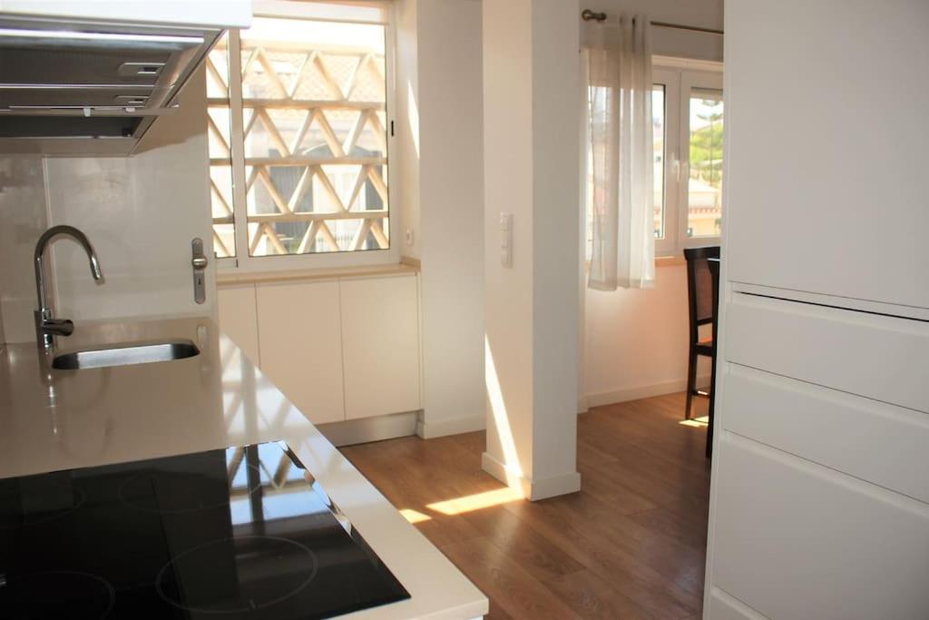 Sunny Apartment in Lisbon photo 3