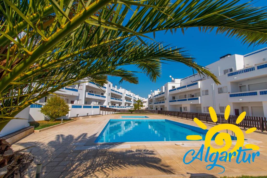 Santa Luzia Residence by Algartur - 5 mins Downtown - AC - Pool - Wi-Fi - Smart TV — photo 1