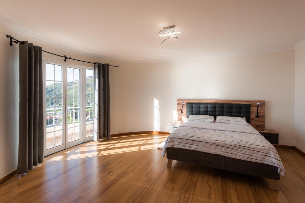 Sunnyside Villa photo 2