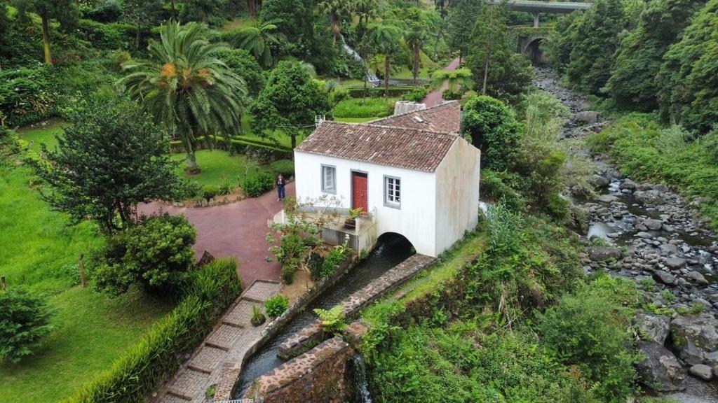 Ribeira do Guilherme - Watermill house Botanic Garden — photo 1