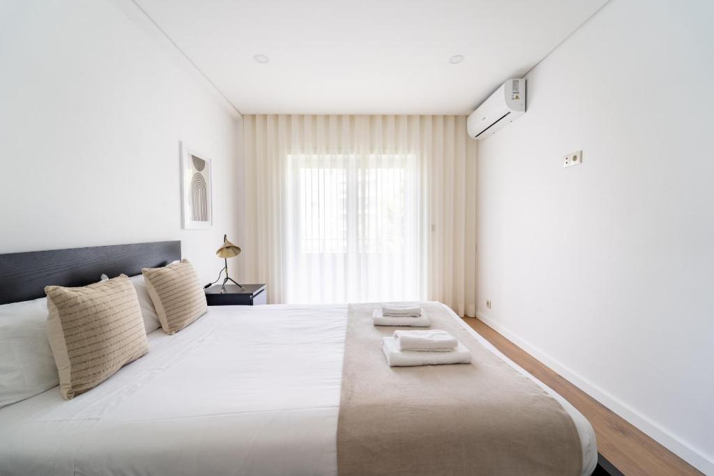 António Marinho by House and People photo 2