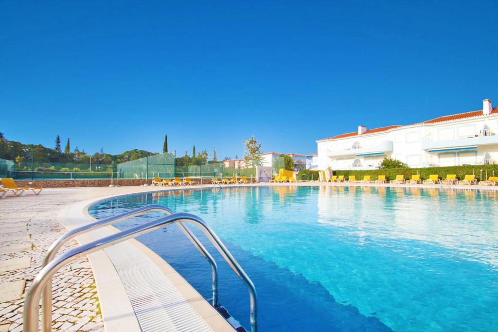 Townhouse Moreton by Algarve Vacation photo 2