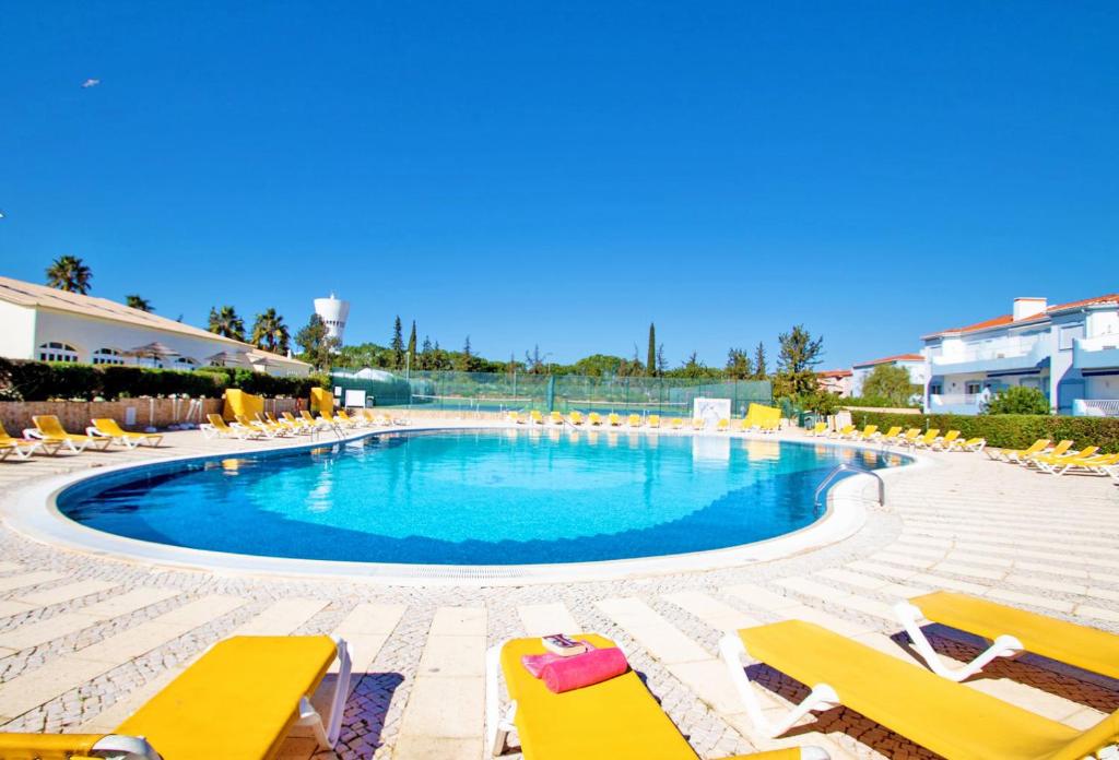 Townhouse Moreton by Algarve Vacation photo 3