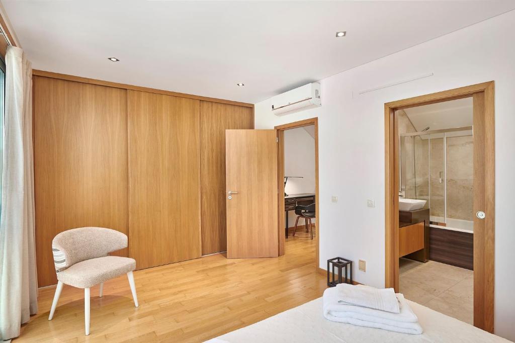 Stylish Townhouse In Tavira Centre photo 3