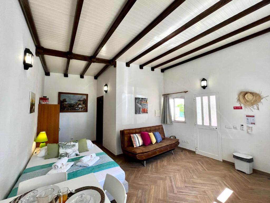 Tavira Vila Formosa 1 With Pool by Homing photo 3