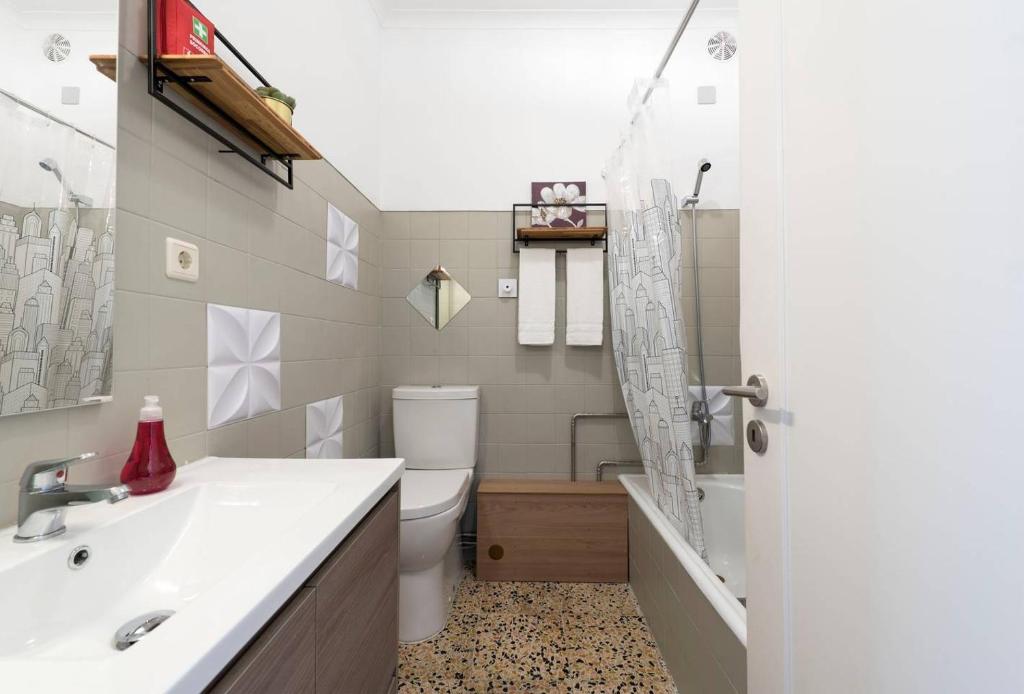SP199 Flat by photo 3