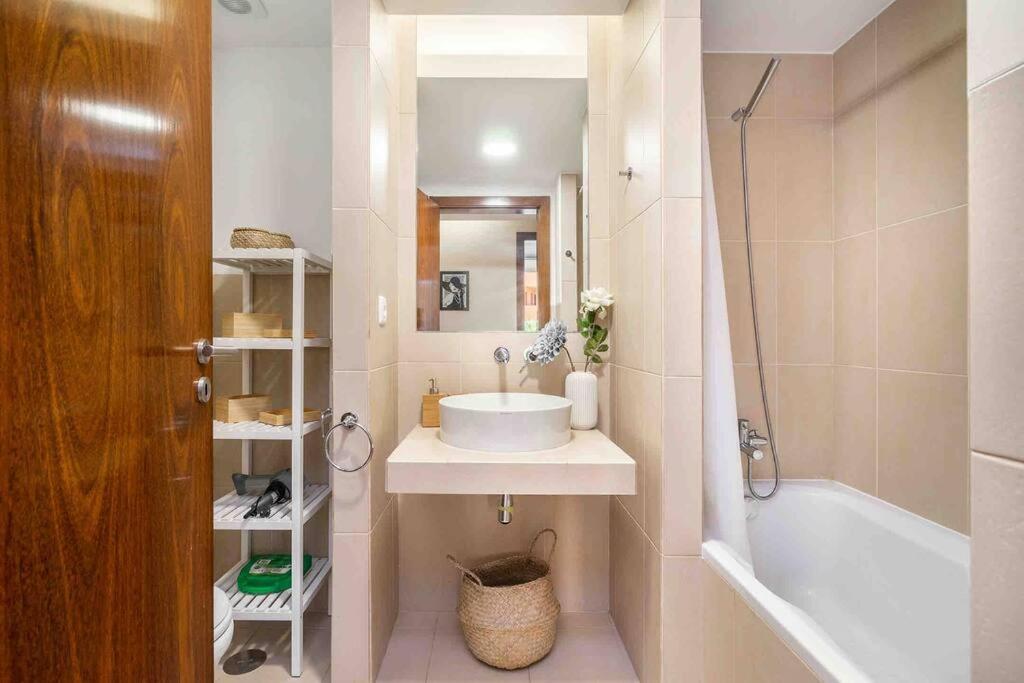Salgados Beach House 2-Bedroom & 7 Pools photo 3