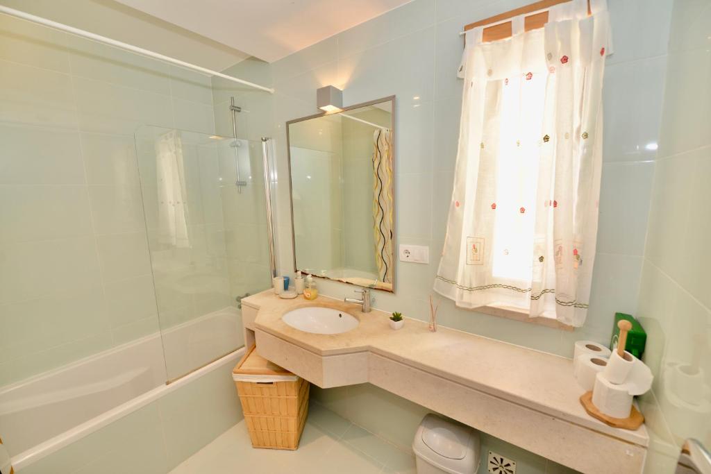 Silver - Apartment for 4 guests 150m from beach photo 3