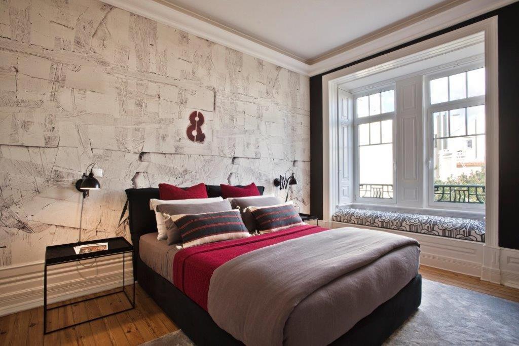 Stylish Estrela Apartment by LovelyStay photo 2