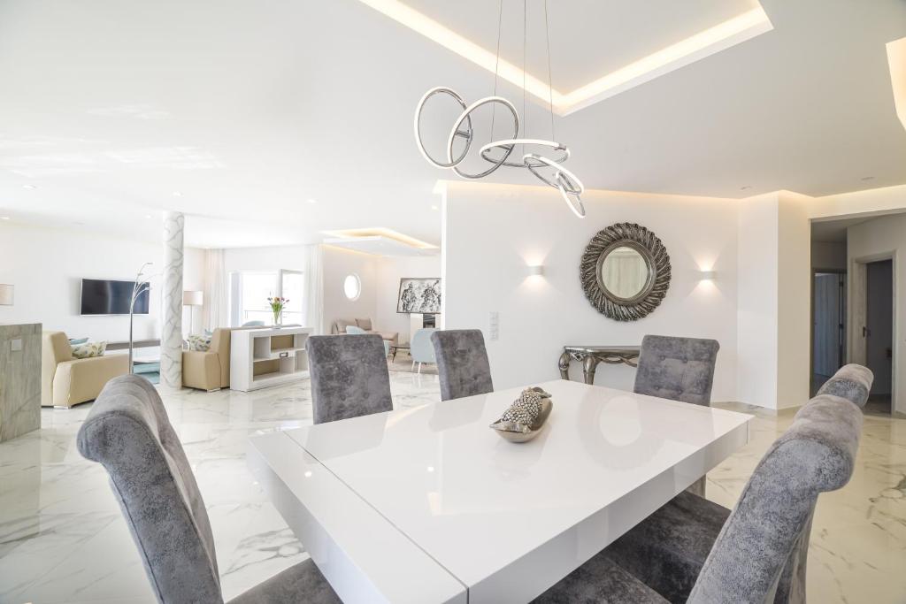 THE PENTHOUSE in Praia da Rocha — photo 1