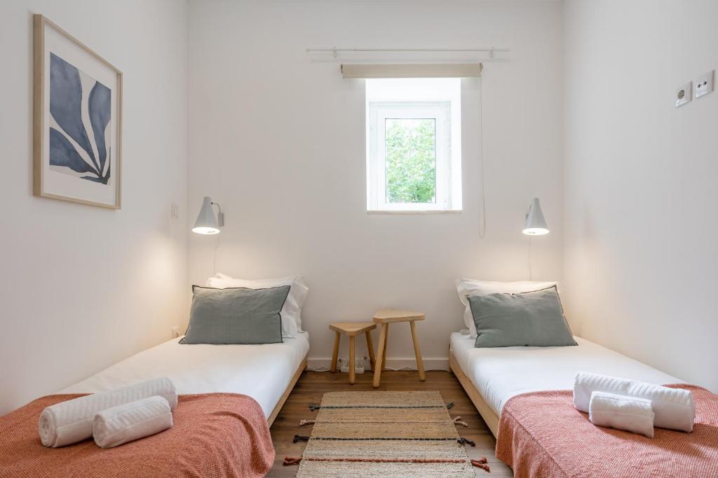 Trendy T.M Apartament by the River photo 2