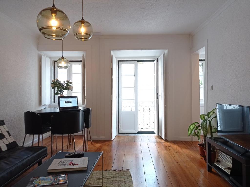 Typical Duplex Apartment in Bairro Alto photo 2