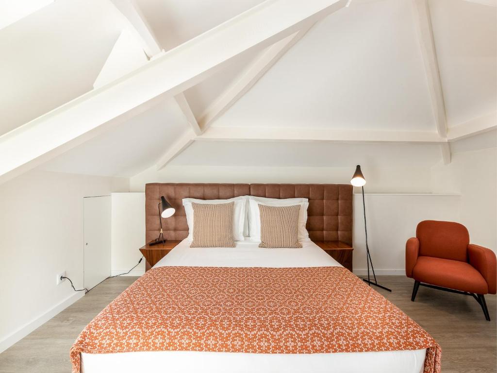 Spacious 4-Bedroom Apartment in Porto photo 2