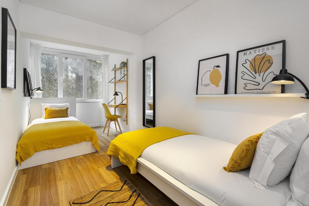 WHome Chic & Stylish Retreat in Estoril's Finest Location photo 2