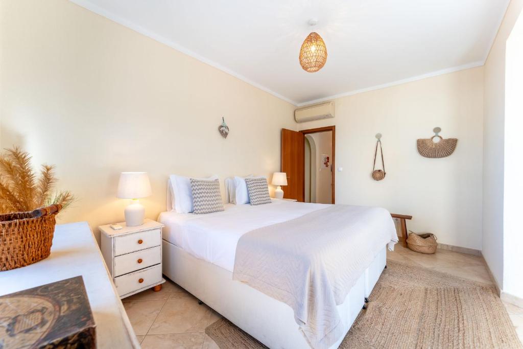 Wonderful 3 BDR Duplex W/ Terrace by LovelyStay photo 2