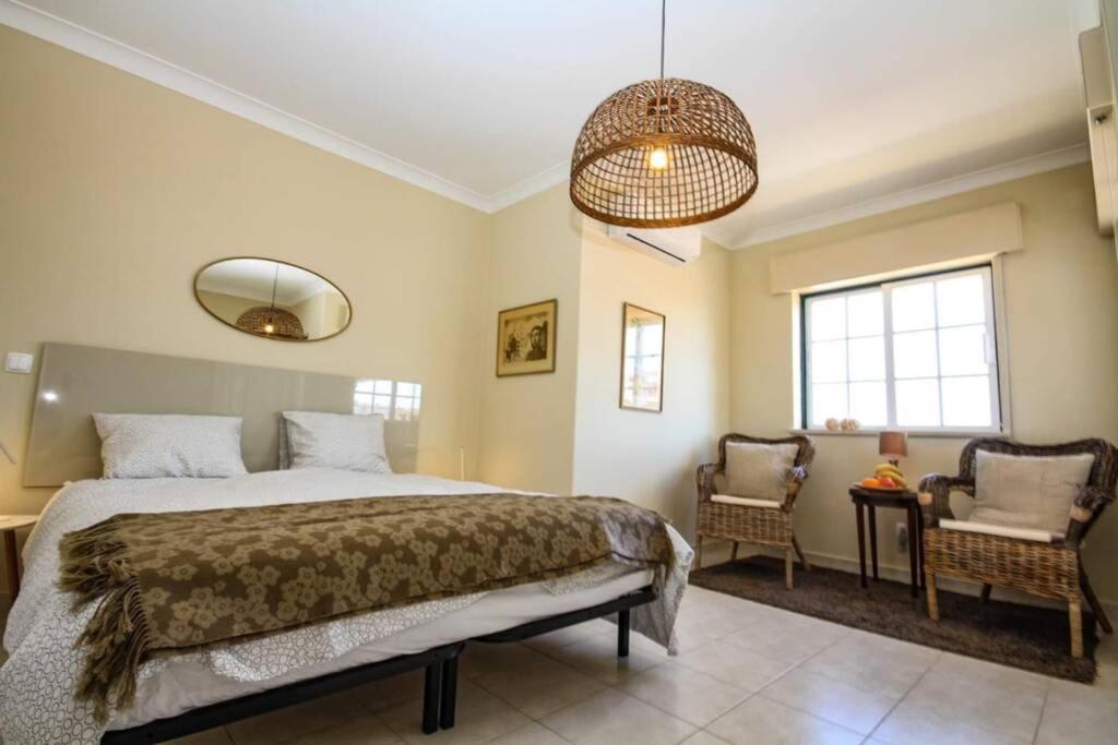 Townhouse w Beautiful terrace - 360 degrees views! photo 2