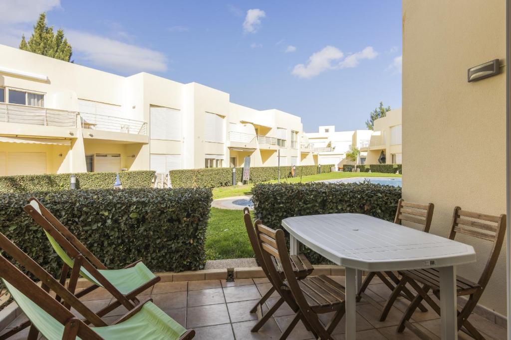 Terracos Falesia II - Terrace with pool by HD — photo 1