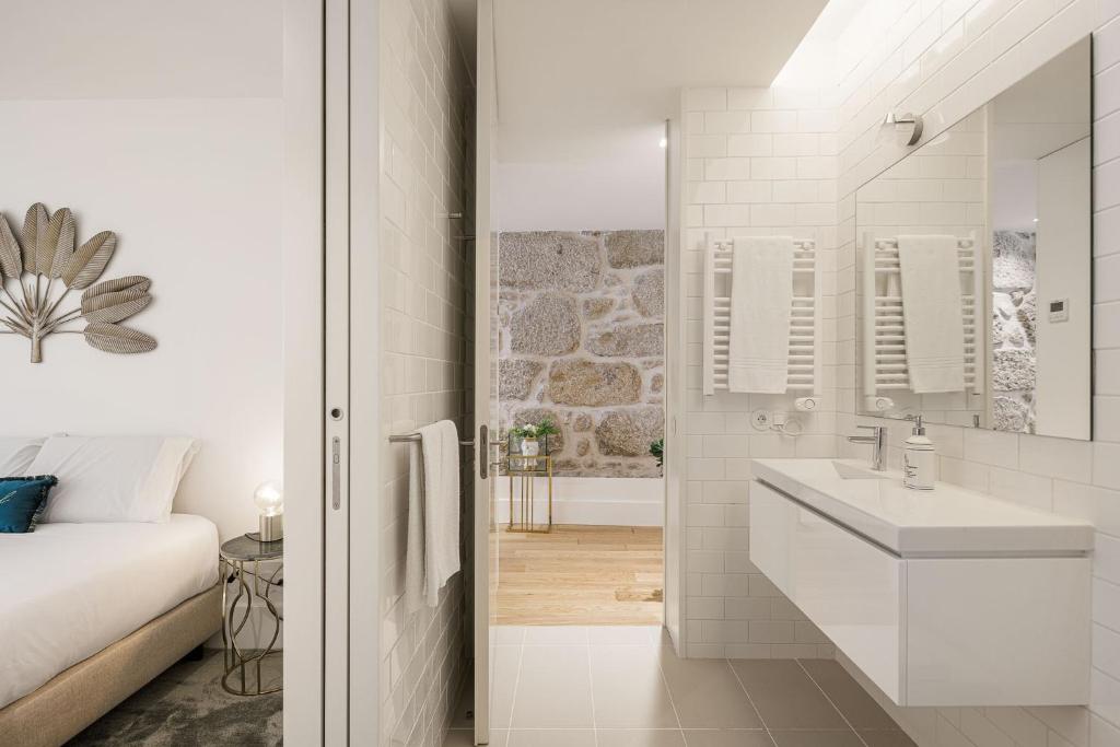 The Downtown Charming Apartments photo 2