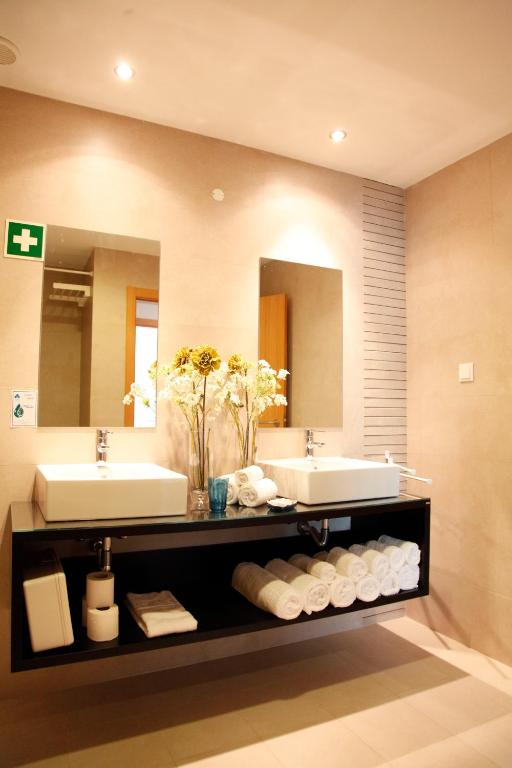 ROCHA TOWER - 8B photo 3