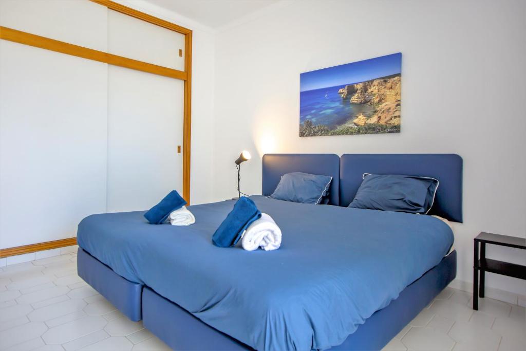 Sea View Apartment - 3 Swimming Pool & Fitness photo 2