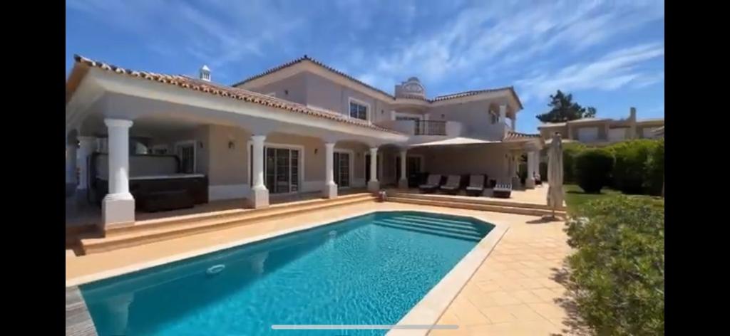 The Beverly Vilamoura — photo 1