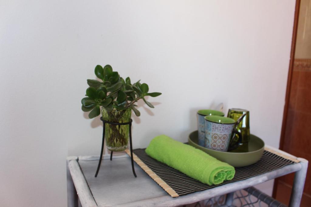 Sagres Sunny Room with private bathroom 300m from the beach photo 3