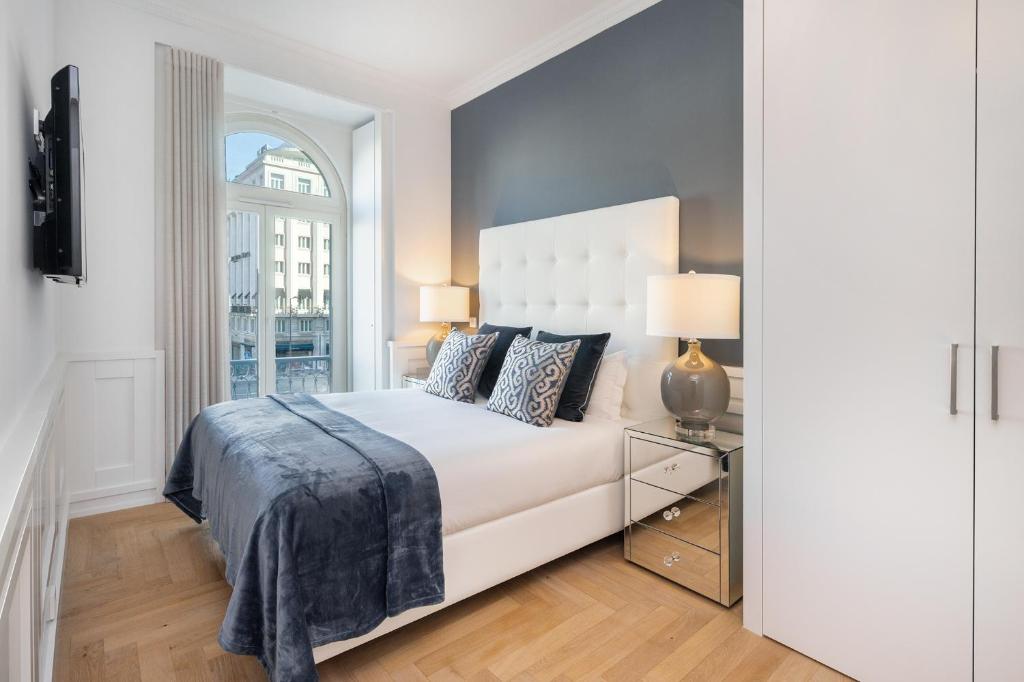 WHome | The Boulevard Prime Location & Timeless Luxury — photo 1