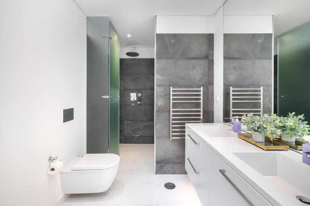 WHome | The Boulevard Prime Location & Timeless Luxury photo 3