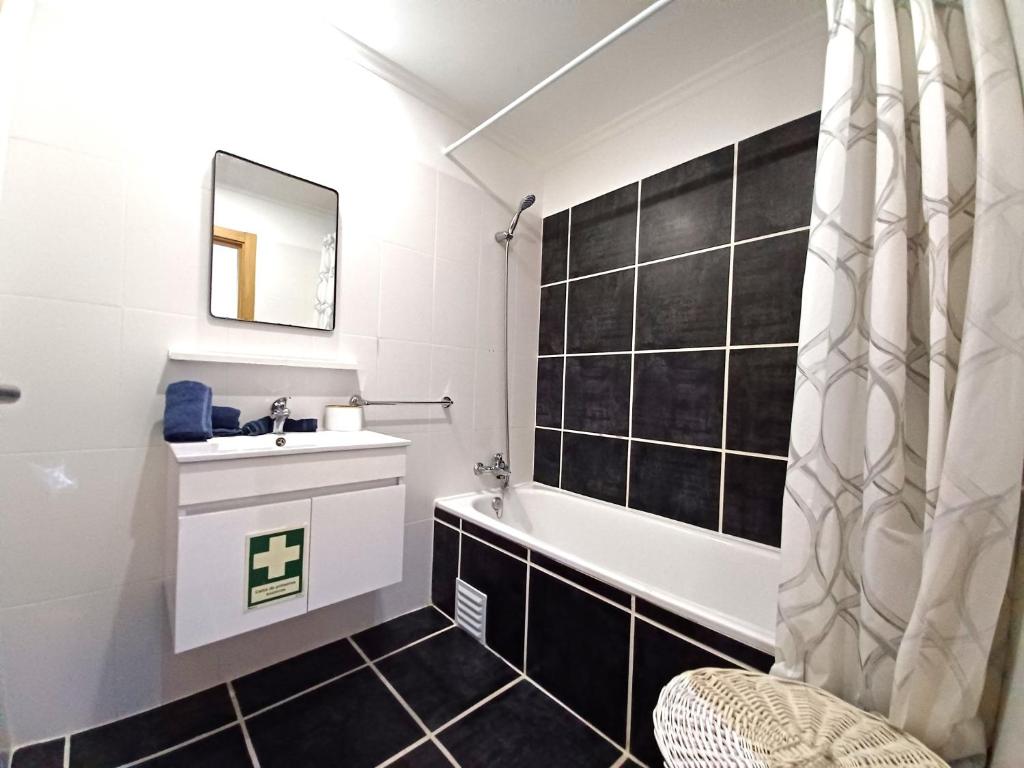 Marina PLAZA Beach Apartment photo 3