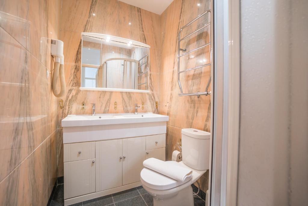 Booking.com: Hotels in Lisbon. Book your hotel now! photo 3