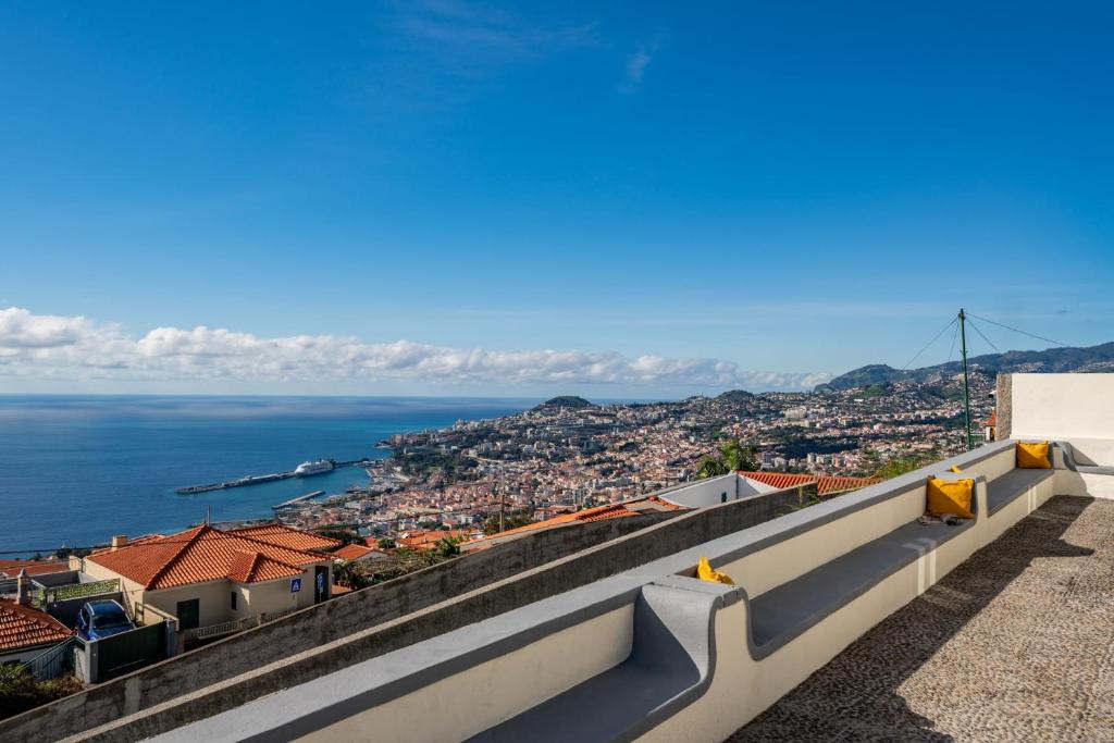 Madeira Friendly Guest House by An Island Apart — photo 1