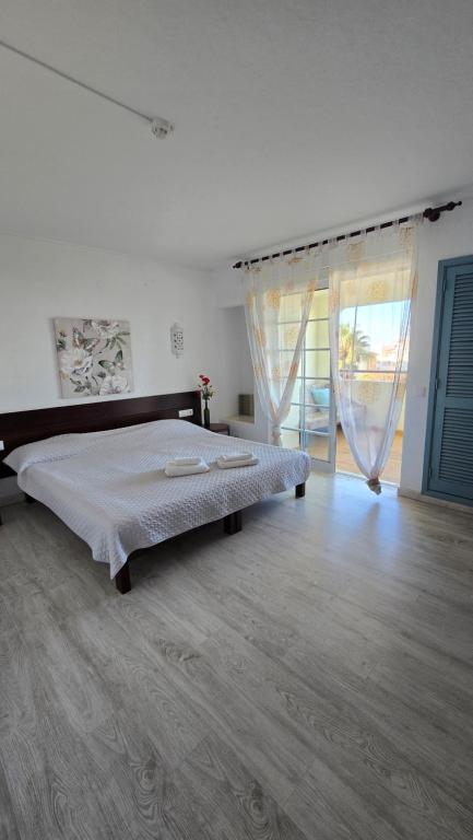 Sea view Penthouse 10 min walking Albufeira old town and Beach Pescadores photo 2