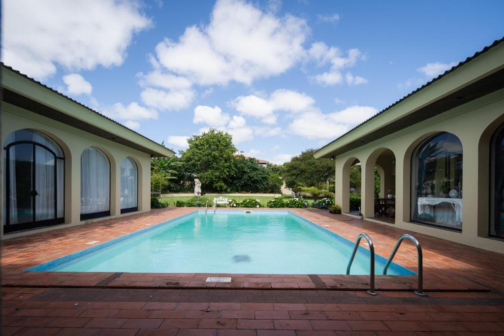Casa dos Arcos - Studios & Pool photo 3