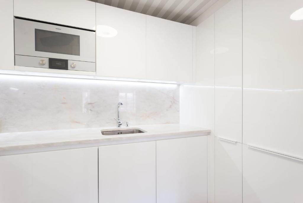 FLH Restauradores Amazing Flat with View photo 3