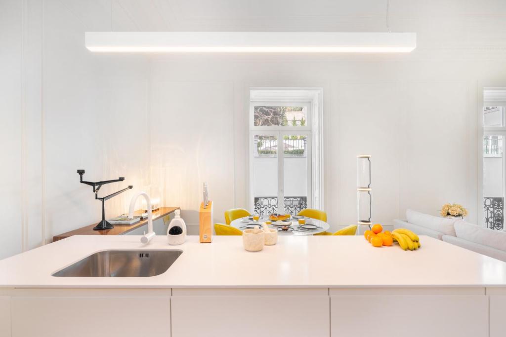 WHome Av da Liberdade Deluxe Apartment with AC and Parking photo 3